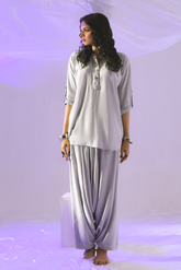 First Dam Hama Dam Grey Short Shirt and Boho Shalwar by Zananii premium lawn women’s outfit featuring a reshmi kurta with Susi detailing, designed for comfort and contemporary appeal.