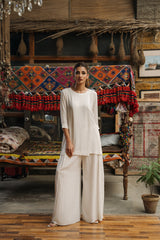 White Irish grip linen shirt and Barochia pants set by Zananii from the Leher Collection