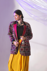 Second Dam Hama Dam Ajrak Coat and Mustard Boho Shalwar by Zananii handcrafted cotton women’s ethnic wear in maroon, black, and mustard featuring Sindhi-inspired detailing and front pockets.