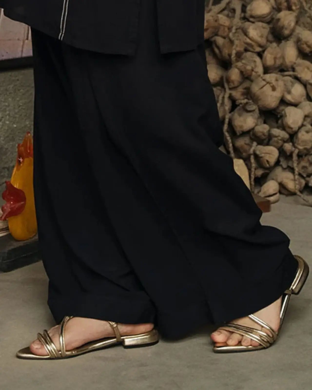 Farshi Shalwar Secondary image